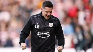 Lee Bell hails team effort as Crewe beat Barrow to end winless run