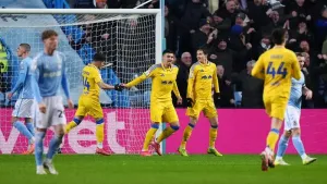 Leeds ease past Coventry to extend Championship advantage