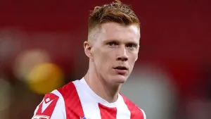 Sam Clucas scores direct from a corner as Lincoln beat his former club Mansfield