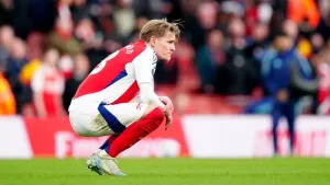 Sunday briefing: Liverpool hope to take advantage of Arsenal’s costly slip