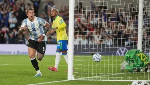 Argentina score twice in opening 12 minutes in 4-1 demolition of Brazil