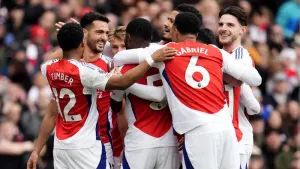 Arsenal end three-game winless run with London derby victory against Chelsea