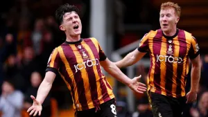 Calum Kavanagh and George Lapslie fire Bradford to emphatic win over Colchester