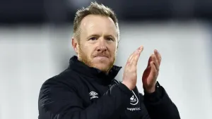 Five-star Huddersfield back up to sixth under interim boss Jon Worthington