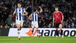 Friday’s briefing: United held as Tottenham go down and Rangers win