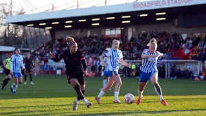 Lauren James keeps Chelsea unbeaten with second-half equaliser at Brighton