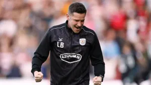 Lee Bell applauds ‘really good’ performance as Crewe ease past Chesterfield