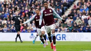 Marcus Rashford nets first Aston Villa goals as Preston swept aside in FA Cup