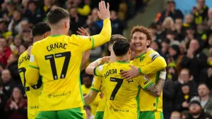 Norwich’s play-off hopes take a knock as Oxford hit back to draw