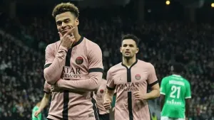 Paris St Germain on verge of Ligue 1 title after thrashing St Etienne