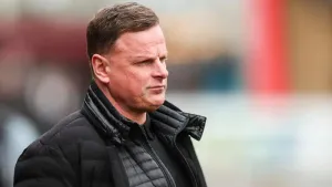 Richie Wellens frustrated with missed chances as Leyton Orient lose again