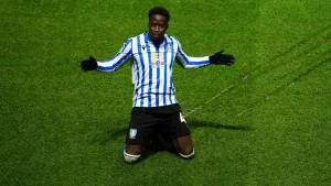 Sheffield Wednesday stun Norwich with second-half comeback