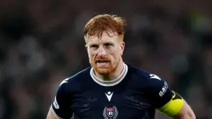 Simon Murray earns Dundee a point in basement battle