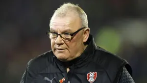 Steve Evans frustrated as Rotherham miss ‘gilt-edged’ chances against Exeter