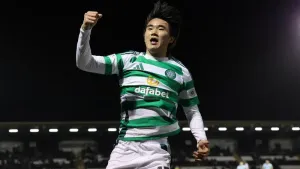 Yang Hyun-jun impresses as Celtic beat St Mirren to eye early title party