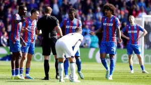 Bournemouth held to goalless draw by 10-man Crystal Palace
