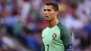 Cristiano Ronaldo leads tributes after death of mentor Aurelio Pereira