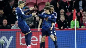 Daniel James strikes early as Leeds move back to Championship summit