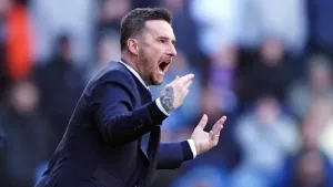 ‘Fuming’ Barry Ferguson promises changes after Rangers suffer home loss to Hibs