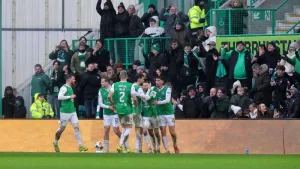 In-form Hibs condemn Rangers to record fifth successive home defeat