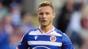 Jayden Wareham scores twice as Reading punish sloppy Mansfield