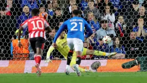 Liam Kelly saves penalty as 10-man Rangers hold Athletic Bilbao at Ibrox