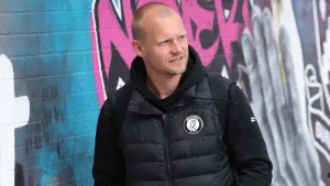 Liam Manning thanks Bristol City fans for backing as Robins return to play-offs