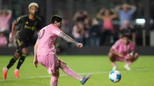 Inter Miami forward Lionel Messi (10) scores on a penalty kick against the Los Angeles FC during the second half of a CONCAC