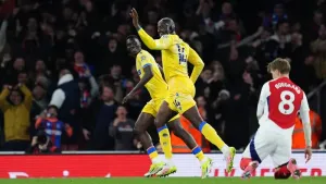 Liverpool title celebrations on ice as Arsenal draw with Crystal Palace
