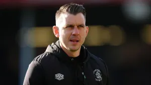 Matt Bloomfield proud as Luton keep survival fight alive