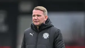 Pete Wild rubbishes talk of Fleetwood’s League Two play-off chances