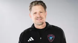 Peter Schmeichel backs ‘very talented’ Rasmus Hojlund to succeed at Man Utd