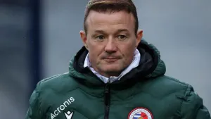 Reading boss Noel Hunt urges fans to dream after moving into play-offs