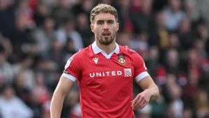 Sam Smith earns Wrexham a point against his former club Cambridge