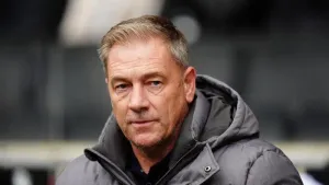 Scott Lindsey ‘really proud’ as Crawley continue fight for survival