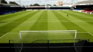 Southend boost play-off hopes as Wealdstone’s survival bid dented