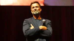 Tuesday’s briefing: Klopp congratulates Liverpool as Arteta makes fan plea