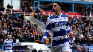 Wycombe’s automatic promotion hopes hit by defeat at Reading