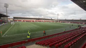 Airdrie see off Stenhousemuir to set up clash with Cove Rangers