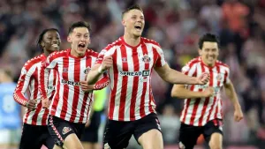 Dan Ballard’s last-gasp extra-time header sends Sunderland to Wembley
