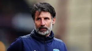 Danny Cowley delighted with ‘real pride’ shown by Colchester players