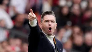 Derby draw seals Manchester United a top-three finish as Lionesses move up