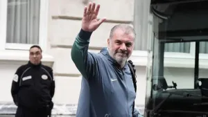 Friday’s briefing: Tottenham head home for Europa League trophy parade