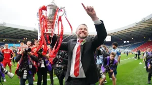 Jimmy Thelin proud to put ‘a smile on the city’ as Aberdeen lift Scottish Cup