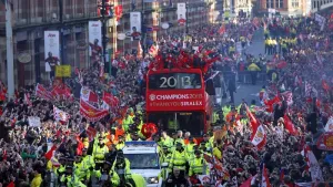 Man Utd do not deserve a parade if they win Europa League – Gary Neville