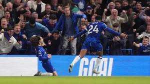 Marc Cucurella keeps Chelsea Champions League hopes on track in win over Man Utd