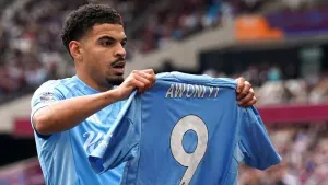 Morgan Gibbs-White dedicates goal to Taiwo Awoniyi as Forest win at West Ham