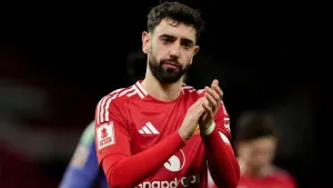 Ruben Amorim thinks Bruno Fernandes wants to stay at Man Utd amid Saudi interest