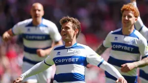 Sunderland struggles continue as managerless QPR claim Stadium of Light spoils