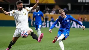 Cole Palmer urged to take initiative ‘from first minute’ by Chelsea’s Enzo Maresca